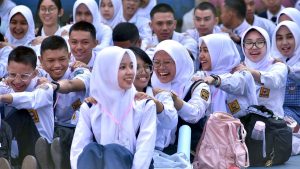 Attachment for Dari Ruang Kelas ke Dunia Kerja: Apakah Sekolah Masih Relevan?