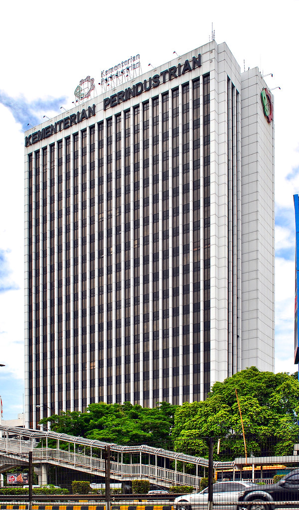 Attachment for Gedung Belum Siap, Temanggung Kirim Siswa ke Wonosobo
